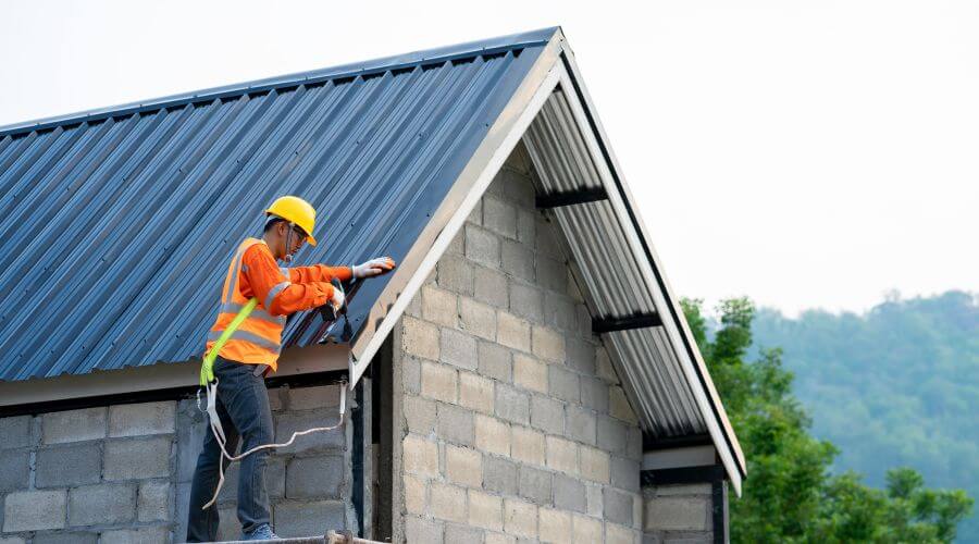 Expert Emergency Roof Repairs services in Kalskag, AK